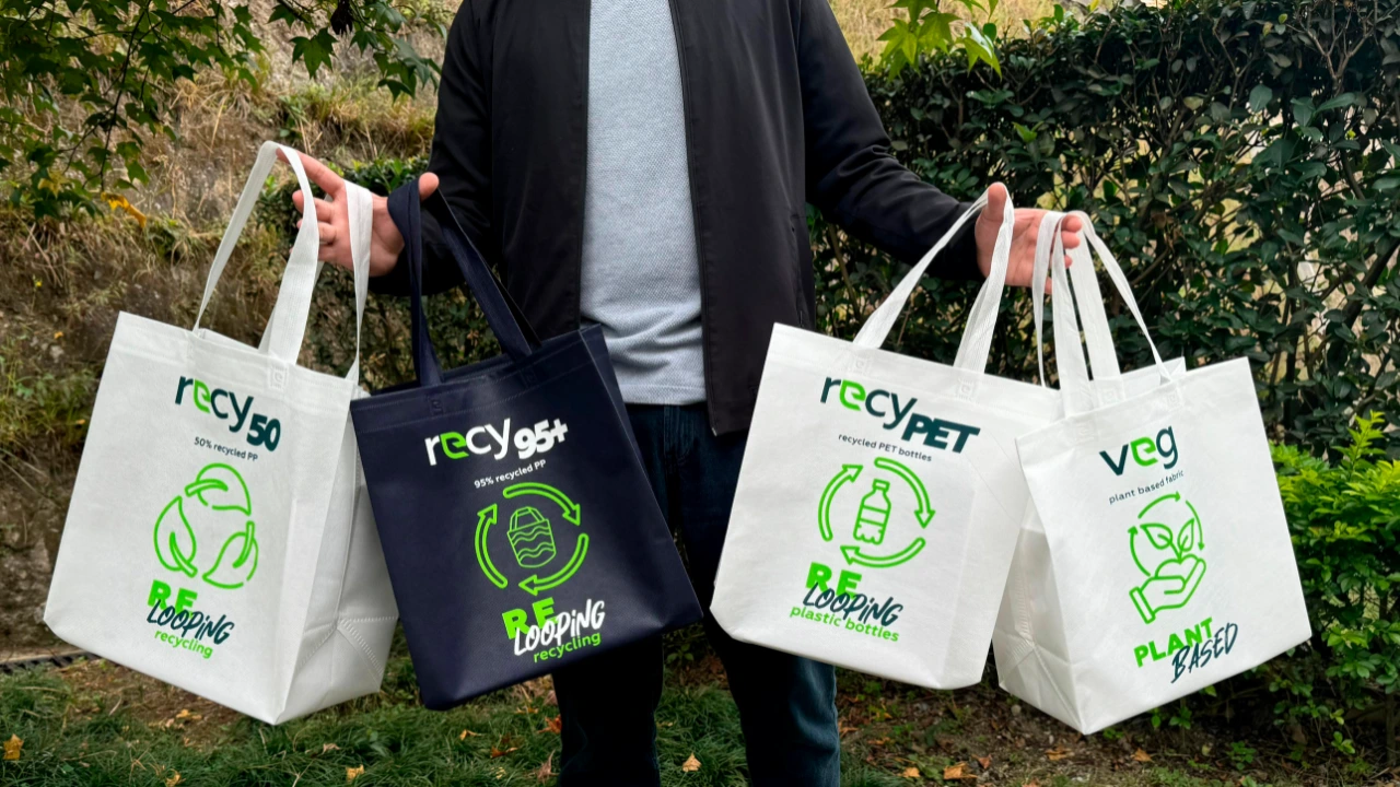 Linea-Recy-de-Ecoplanet-sostenibilidad-que-se-transforma-en-impacto-real-